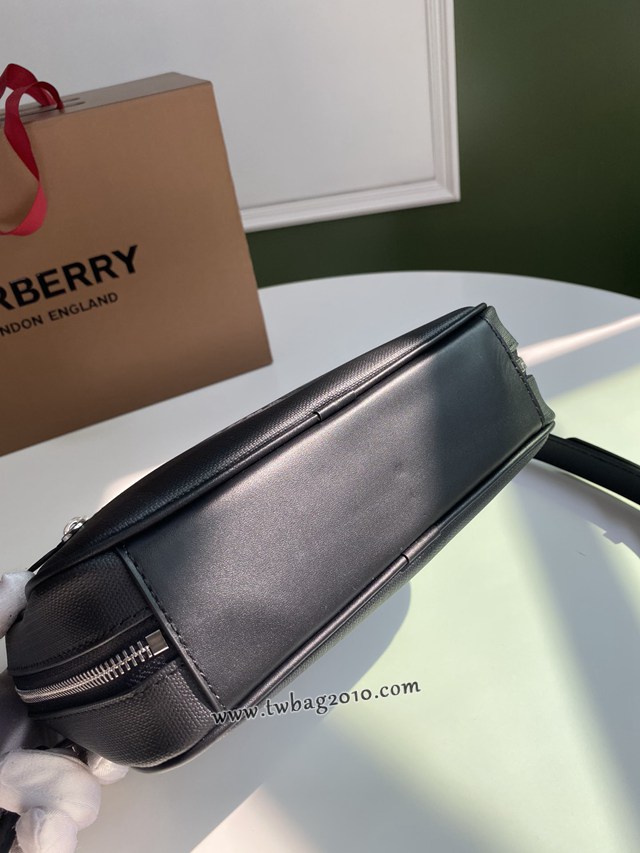 Burberry專門店新款斜背包 巴寶莉London格紋裁片男士單肩斜挎包 yxb1044